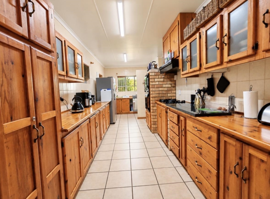 4 Bedroom Property for Sale in Pellissier Free State